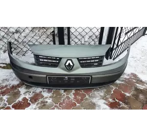 Бампер передний Renault Scenic 2 з туманками Рено Сценик 2 сценік